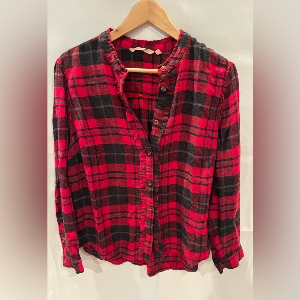 Soft Surroundings Red and Black Plaid Women’s PL Button-Up Shirt